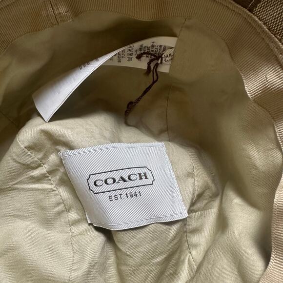 Coach Classic Signature C with Bow Bucket Hat - Picture 5 of 7